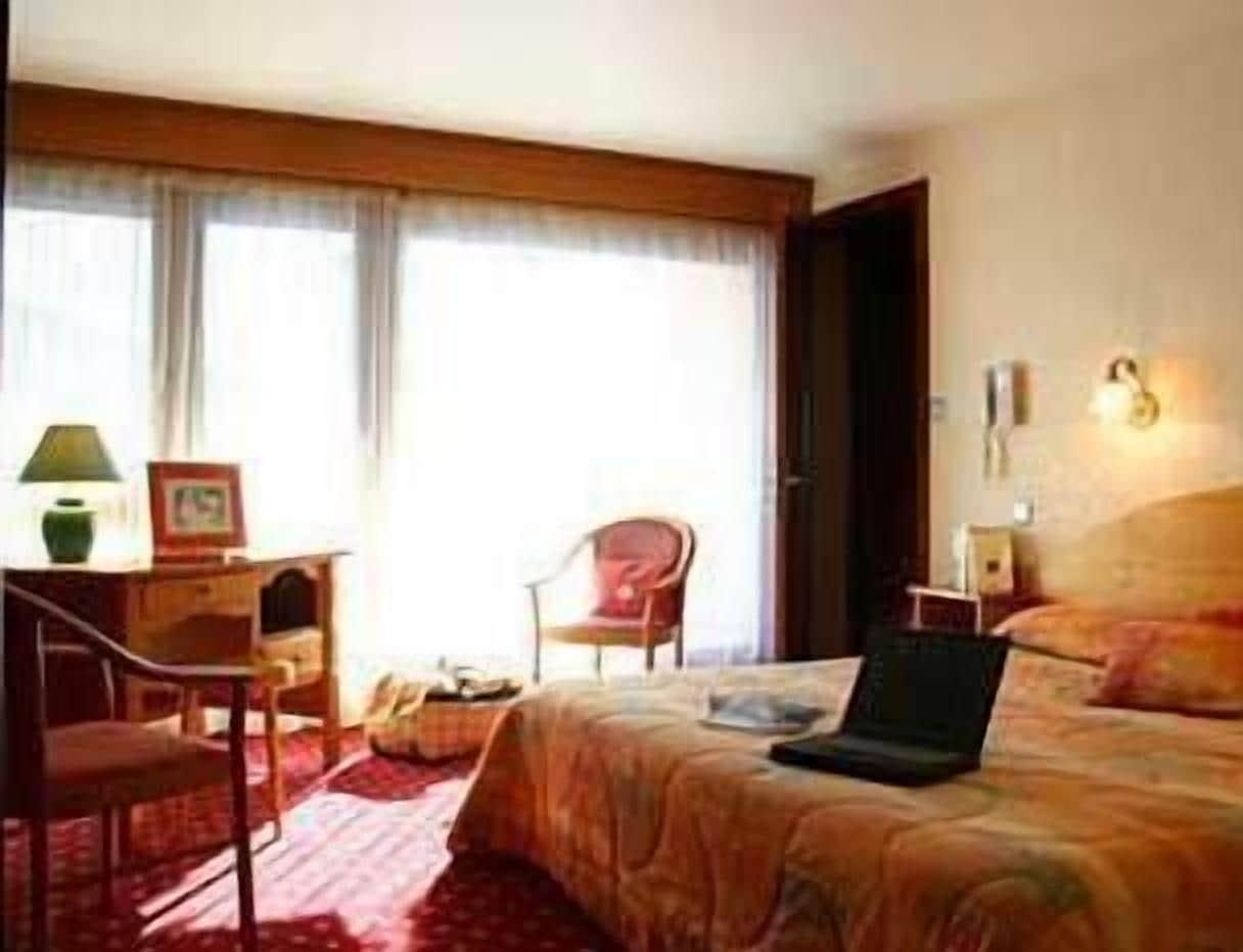 Chris-Tal Hotel Les Houches Bagian luar foto