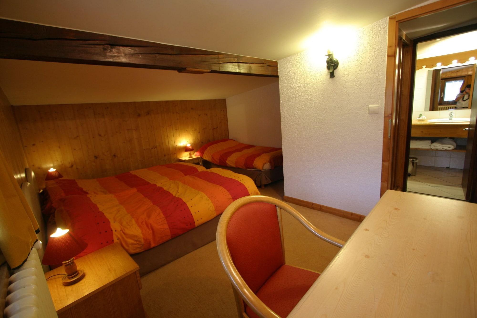 Chris-Tal Hotel Les Houches Bagian luar foto