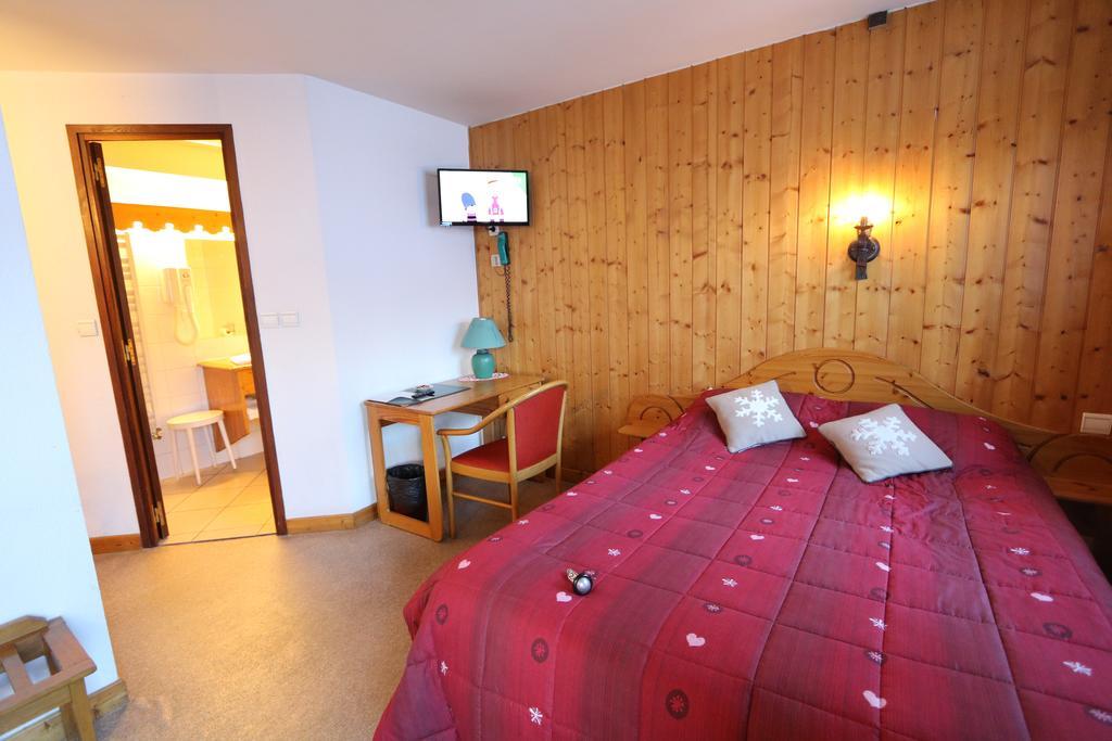 Chris-Tal Hotel Les Houches Bagian luar foto