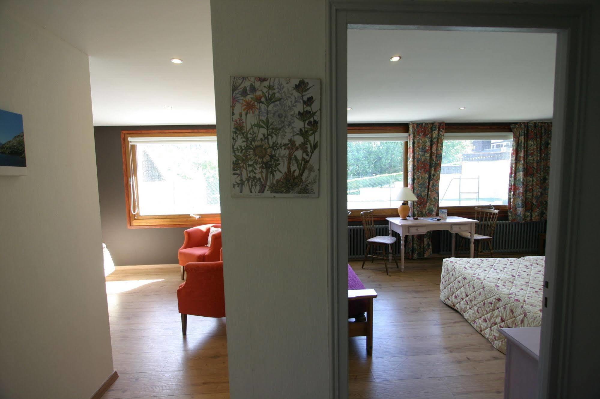 Chris-Tal Hotel Les Houches Bagian luar foto